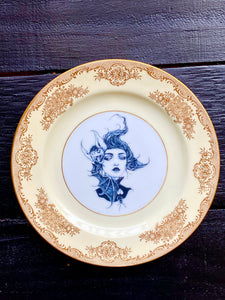 Black Veil: Vintage gold and cream lost in gloom plate