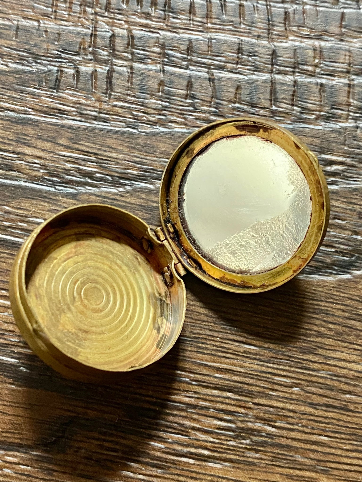 Vintage Tiny Compact